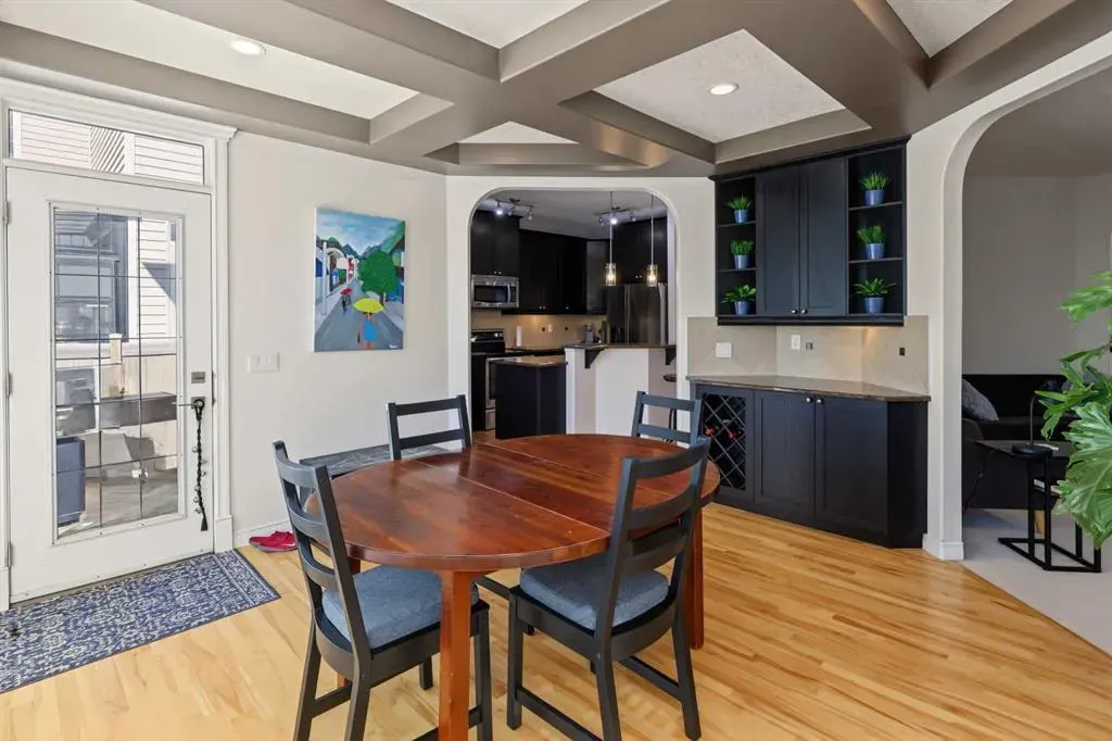 45 Royal Oak Manor NW