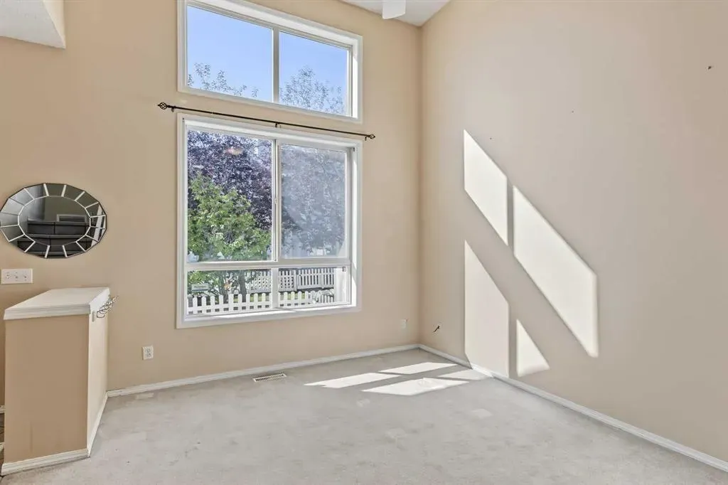 10 Tuscany Court NW