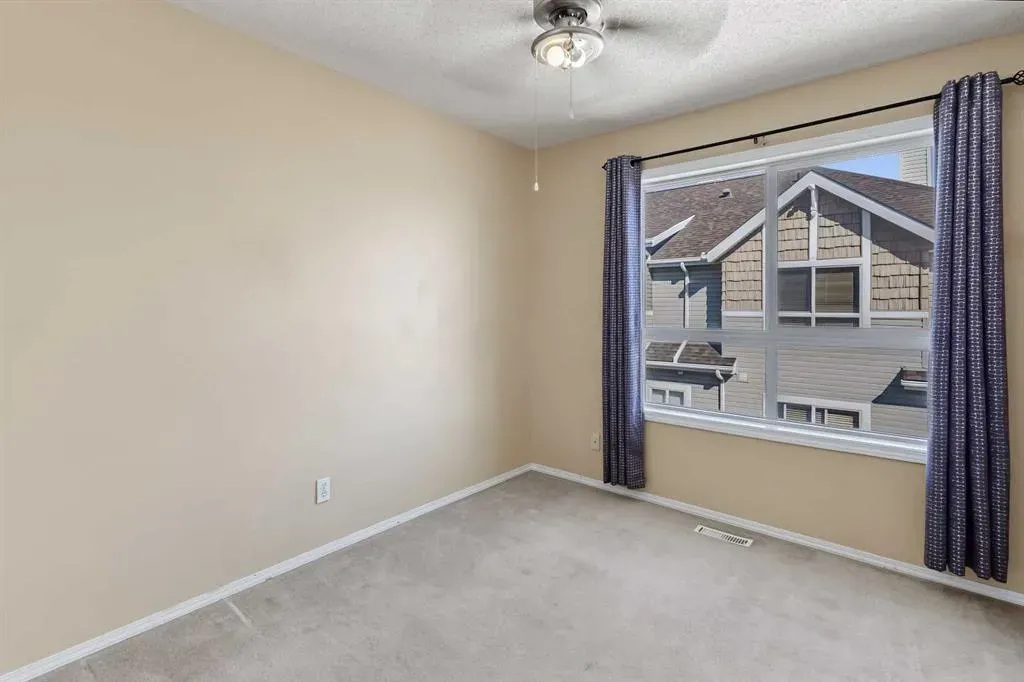 10 Tuscany Court NW