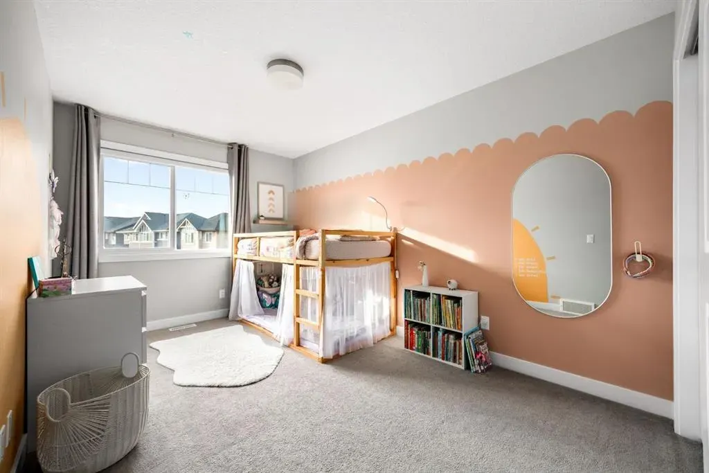 112 Reunion Loop NW