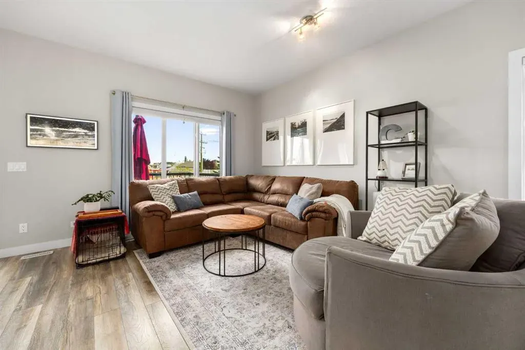 112 Reunion Loop NW