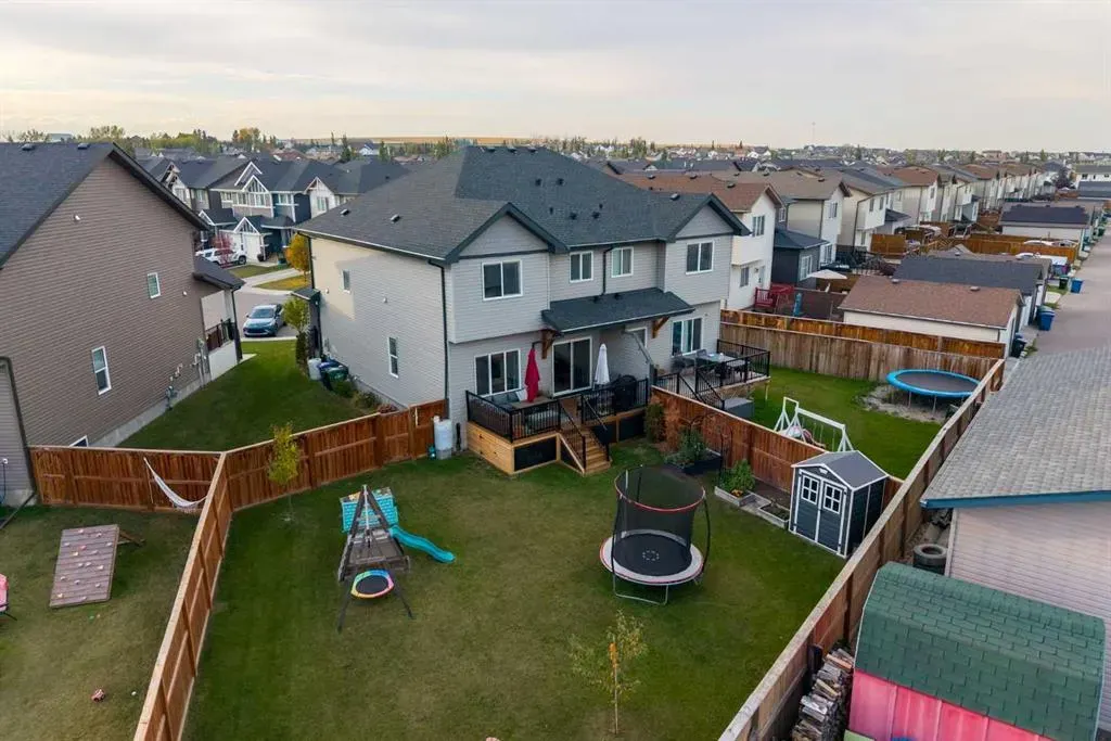 112 Reunion Loop NW