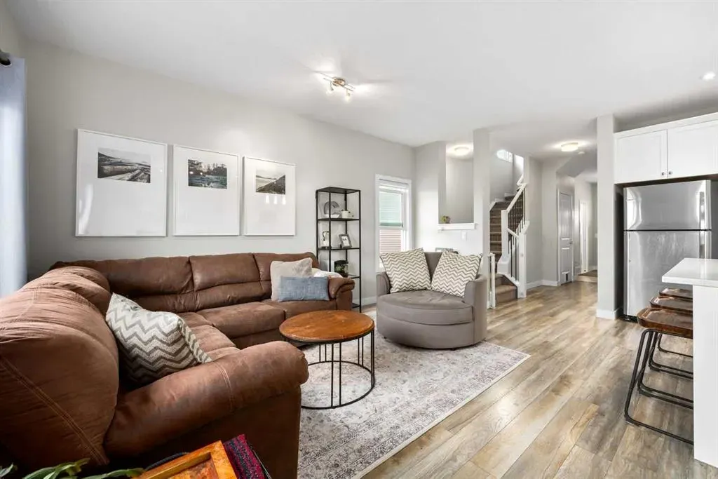 112 Reunion Loop NW