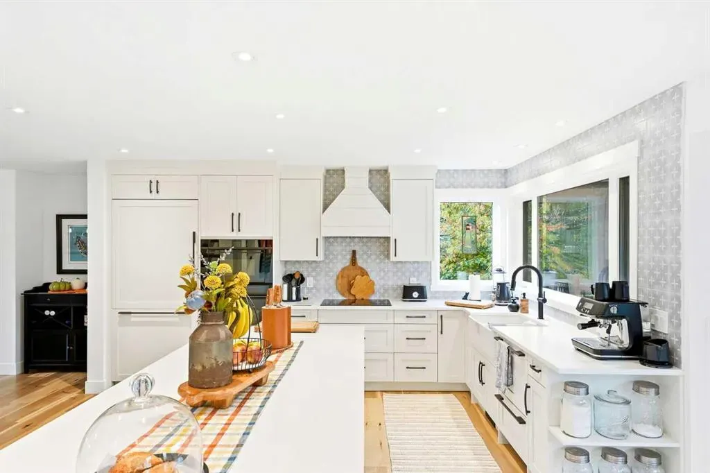 14 Riverside Place