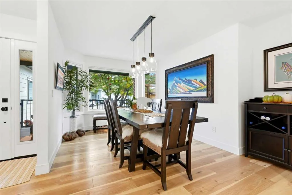 14 Riverside Place