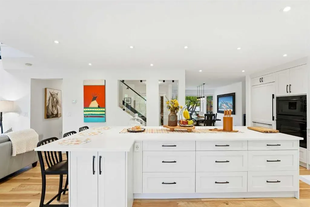 14 Riverside Place