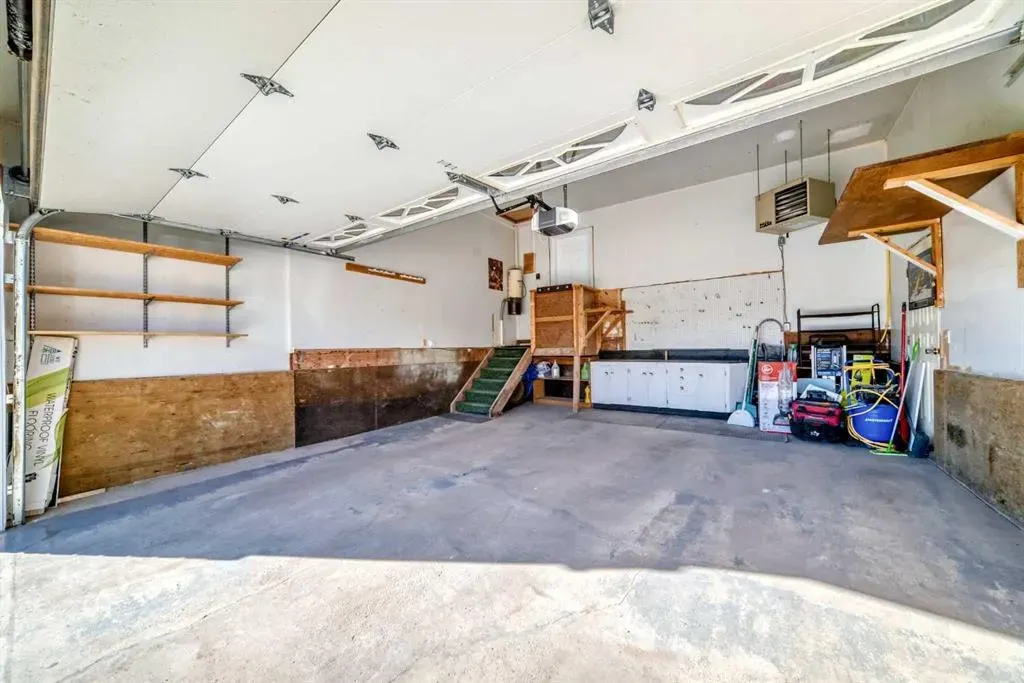 200 Downey Place