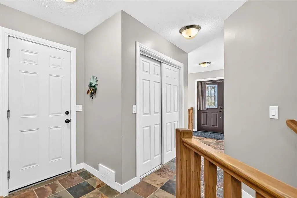 200 Downey Place