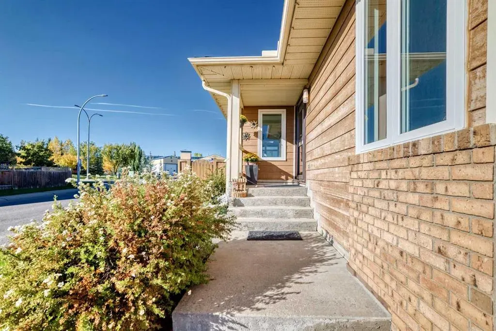 200 Downey Place