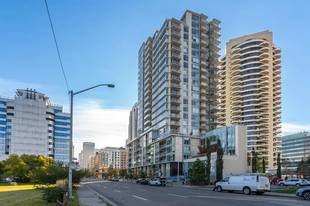 1025 5 Avenue SW #109