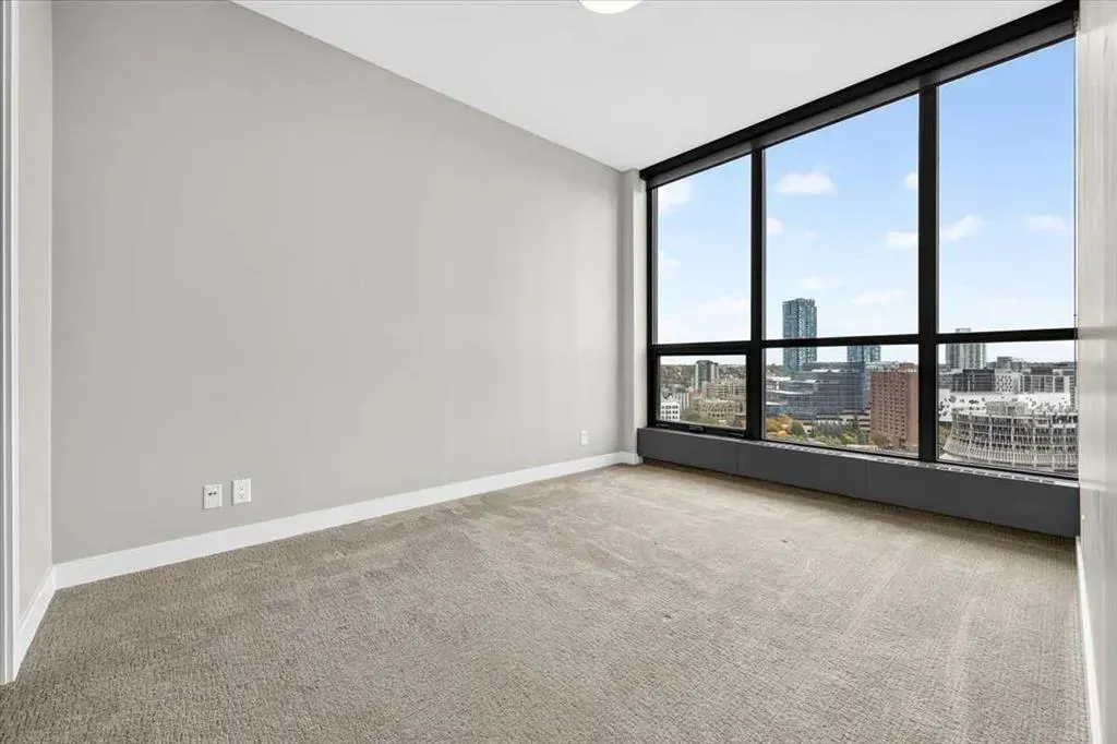 225 11 Avenue SE #1802
