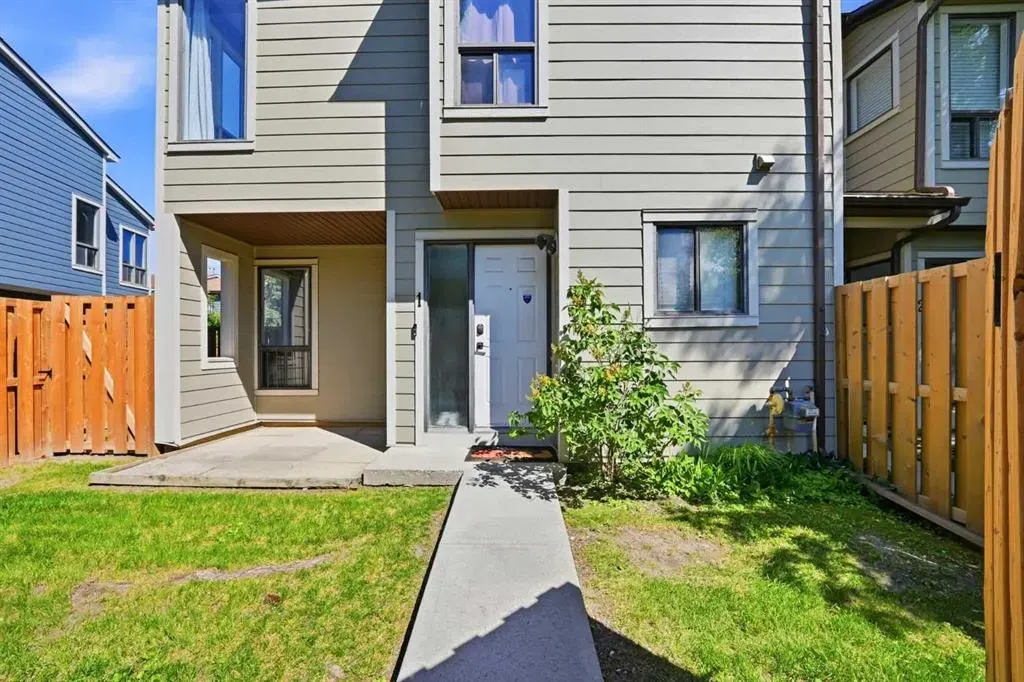 108 Grier Terrace NE #1