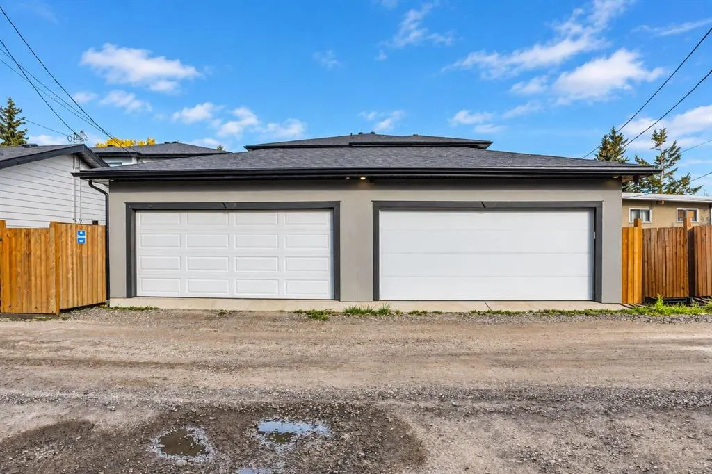 1111 43 Street SW
