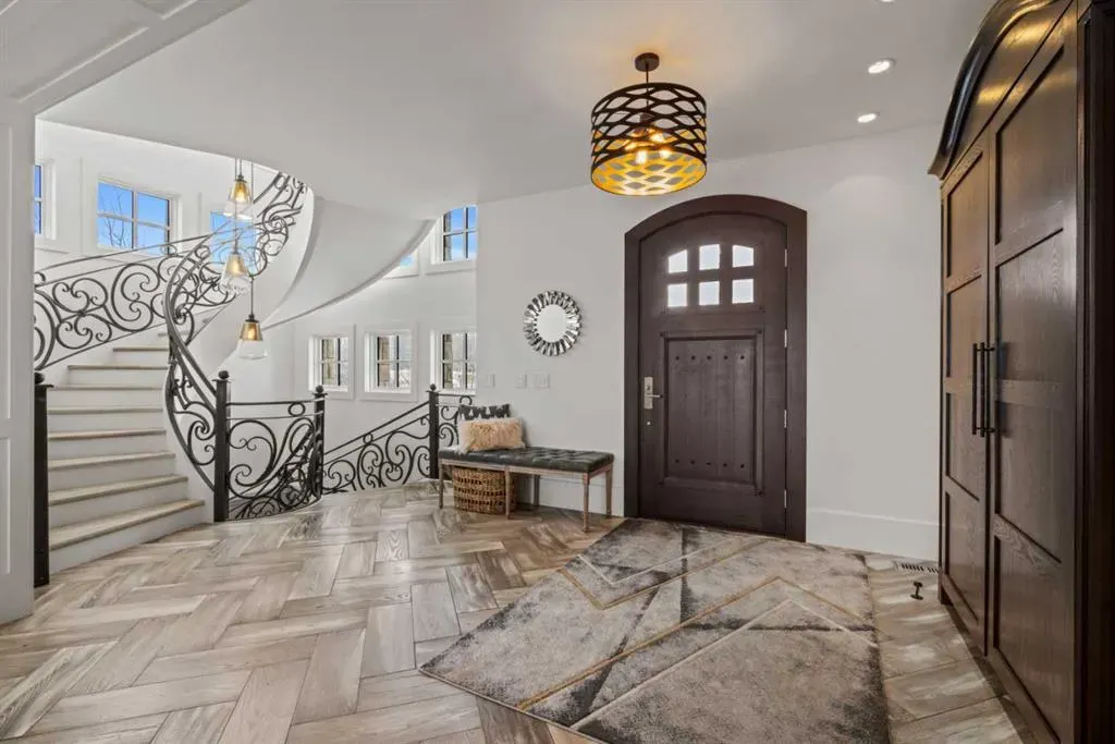 5 Silverhorn Vale