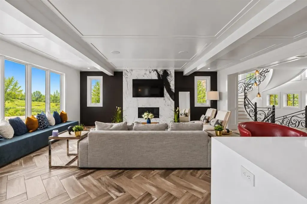 5 Silverhorn Vale