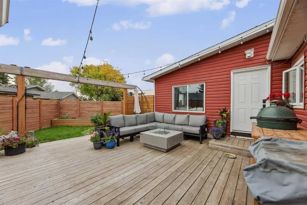 169 Spring Haven Mews SE