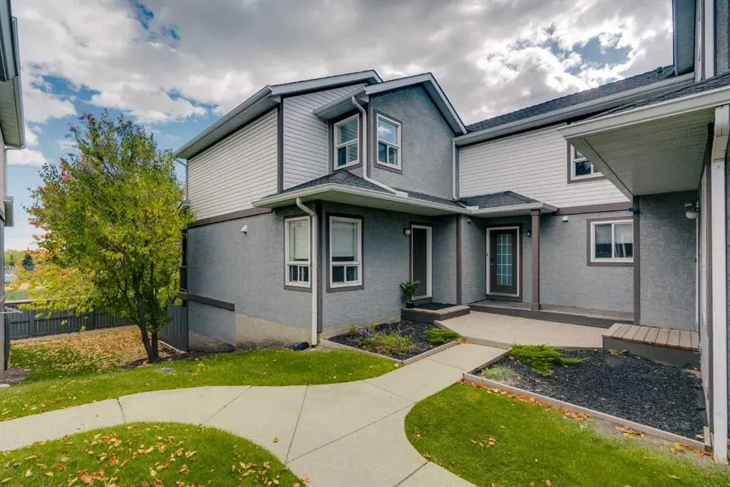 1205 Signal Hill Green SW