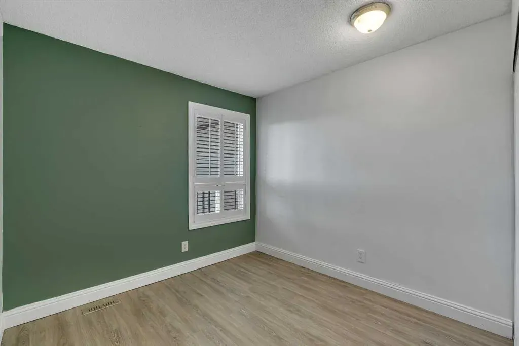 1205 Signal Hill Green SW