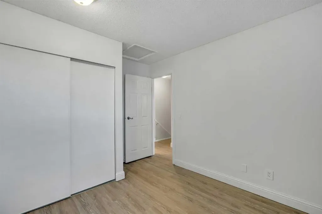 1205 Signal Hill Green SW