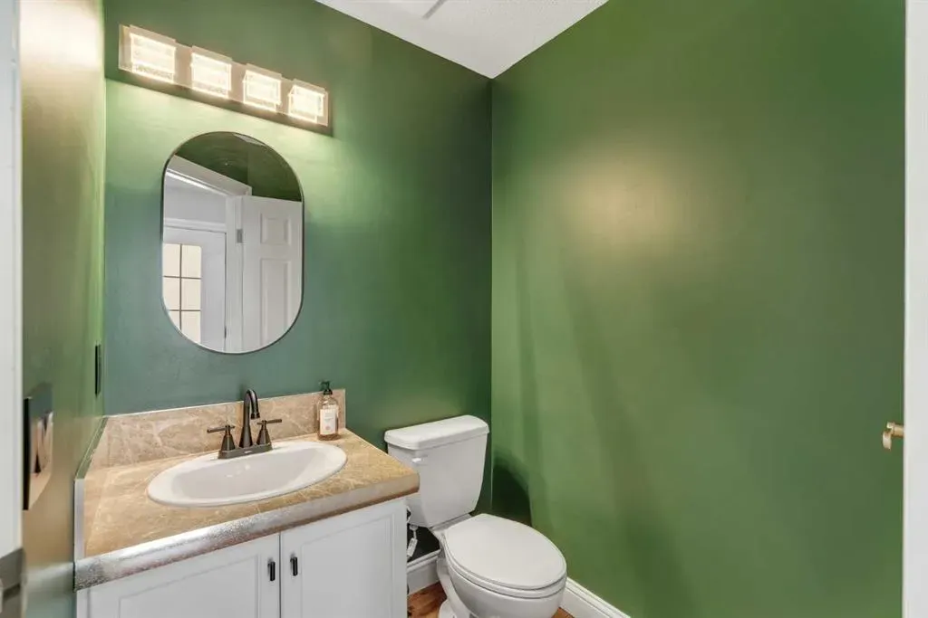 1205 Signal Hill Green SW