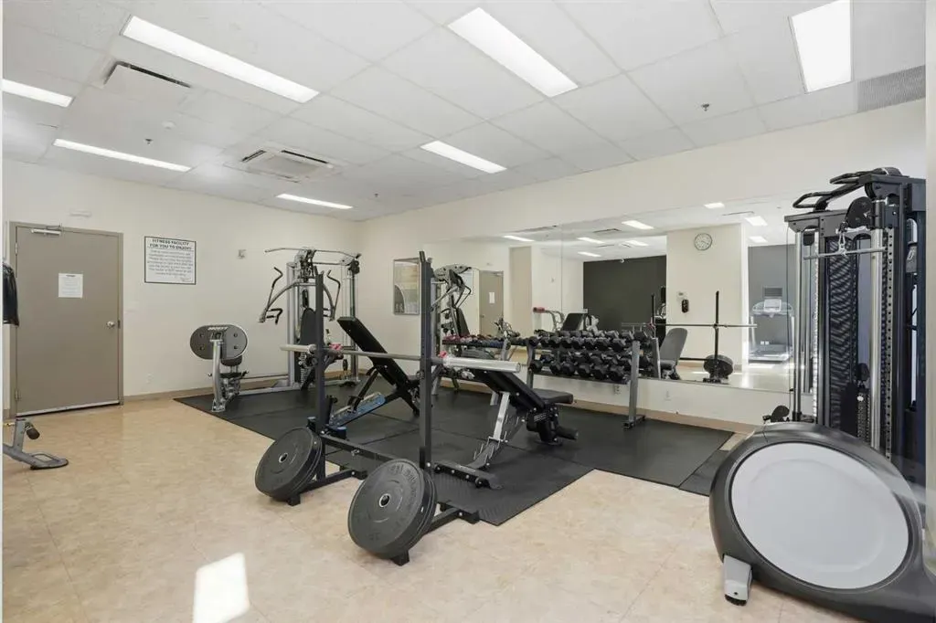 1111 6 Avenue SW #212