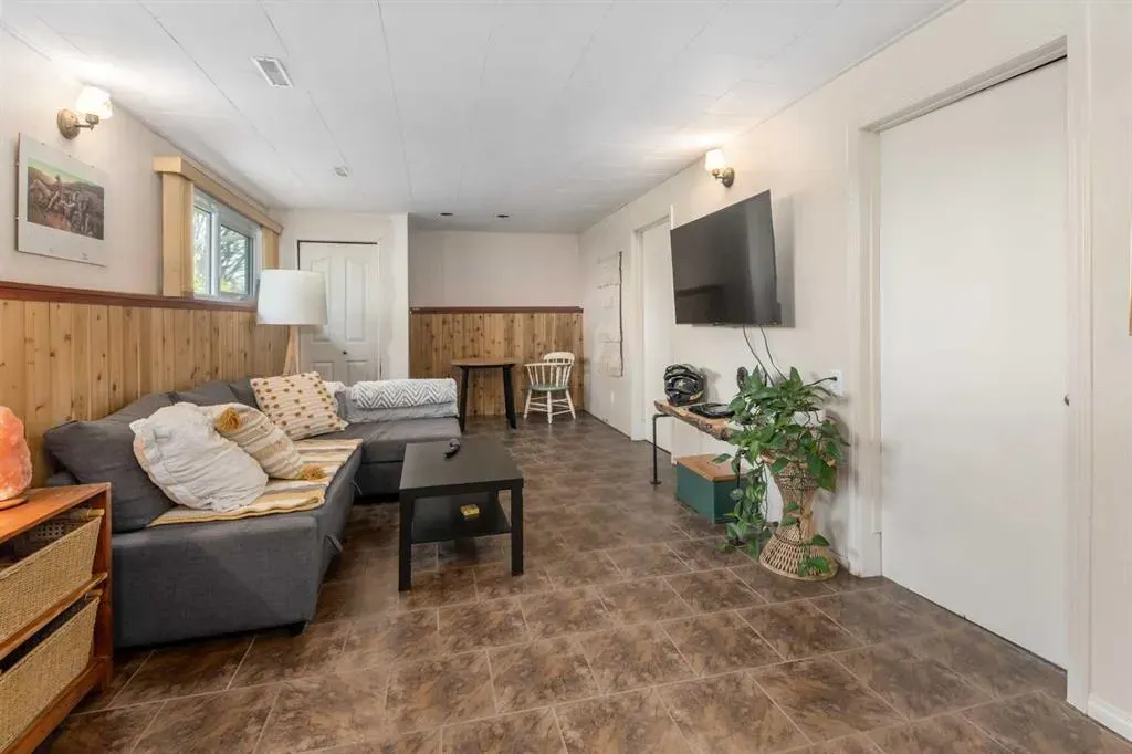 235007 Range Road 284