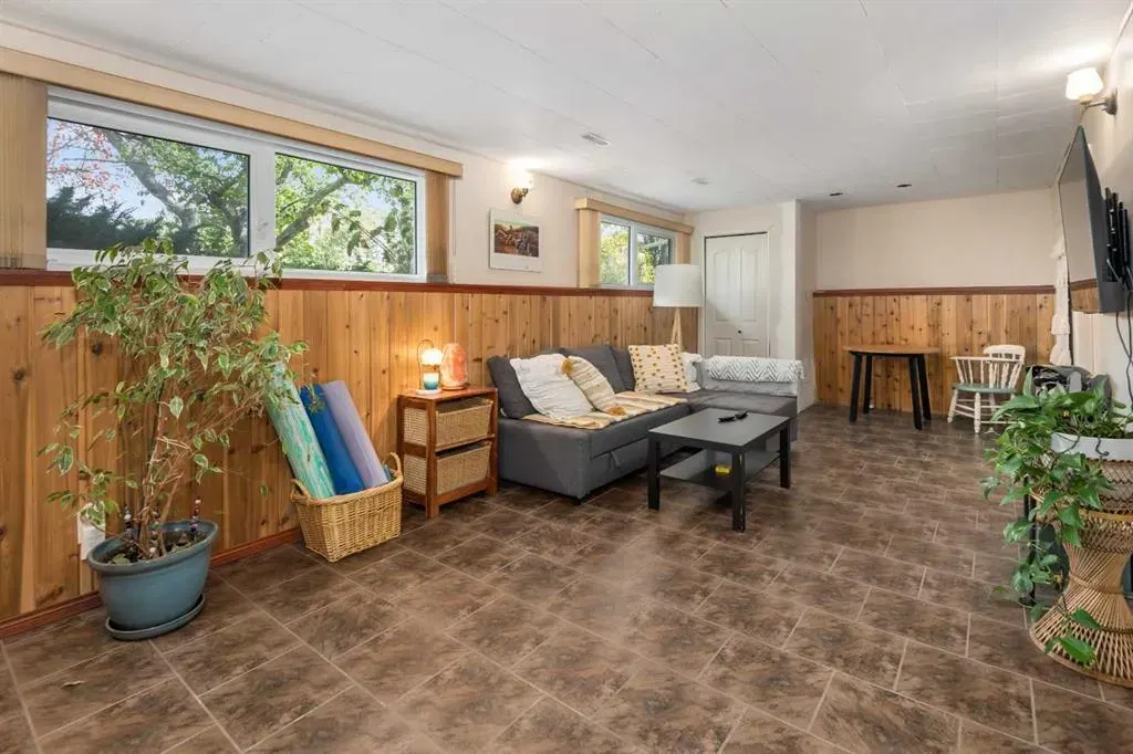 235007 Range Road 284