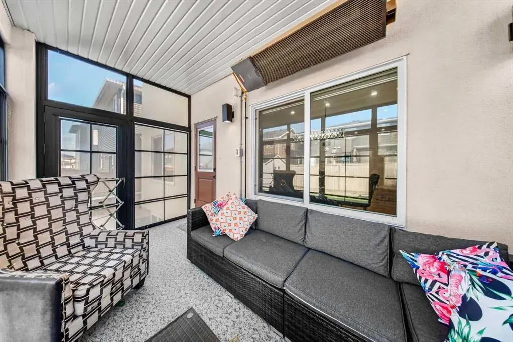 149 Baysprings Gardens