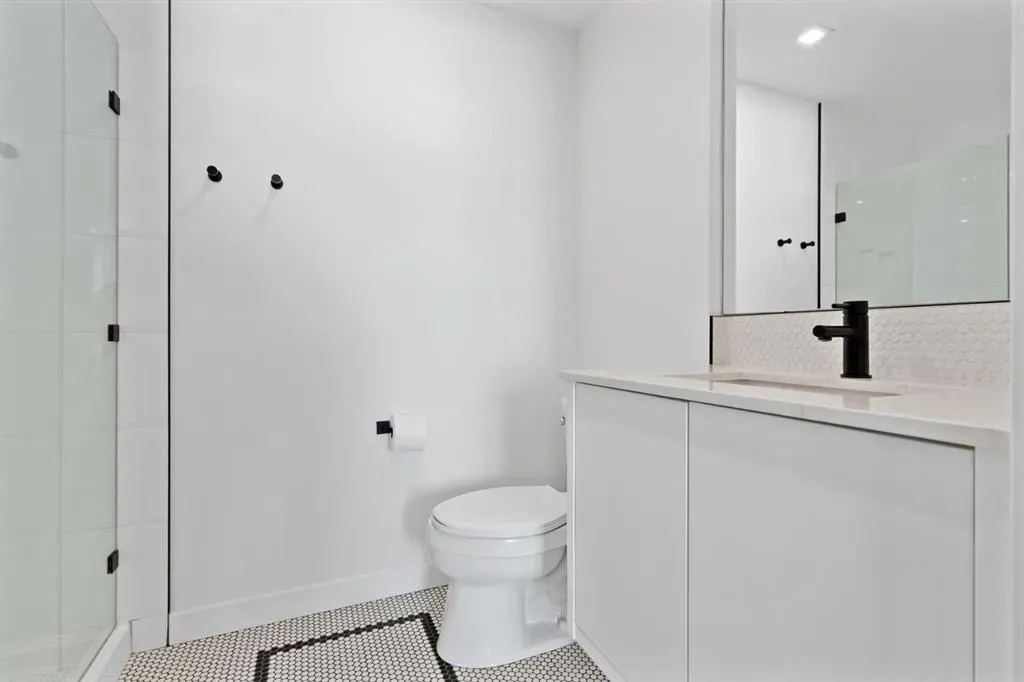 8505 Broadcast Avenue SW #707