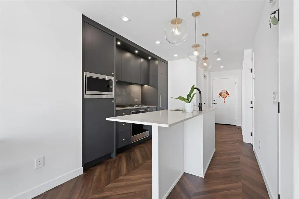 8505 Broadcast Avenue SW #707