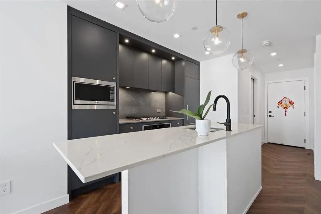 8505 Broadcast Avenue SW #707