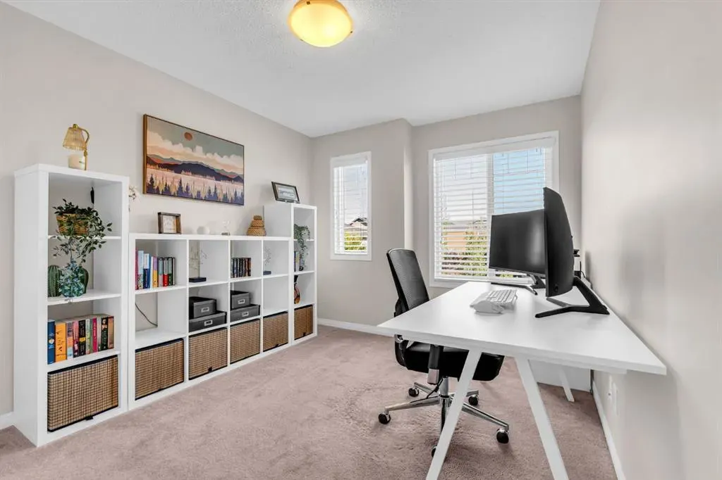 21 Mount Rae Heights
