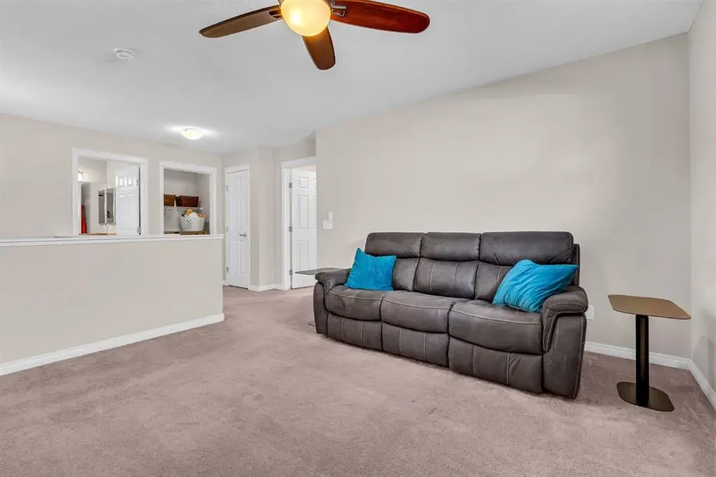 21 Mount Rae Heights