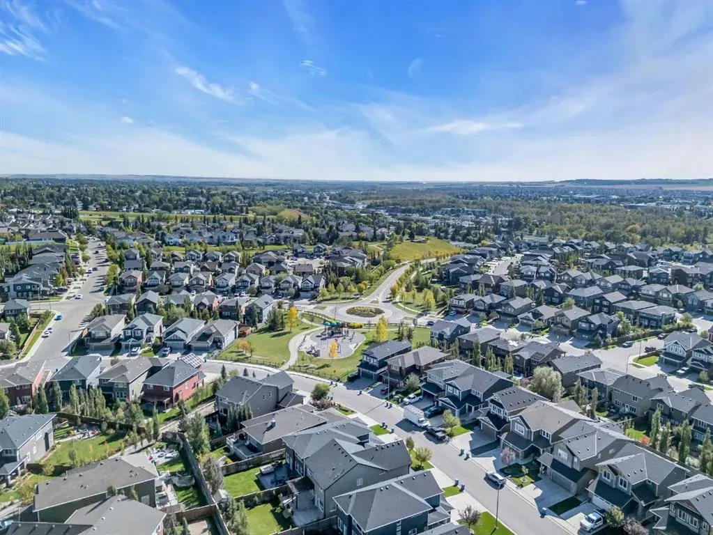 21 Mount Rae Heights