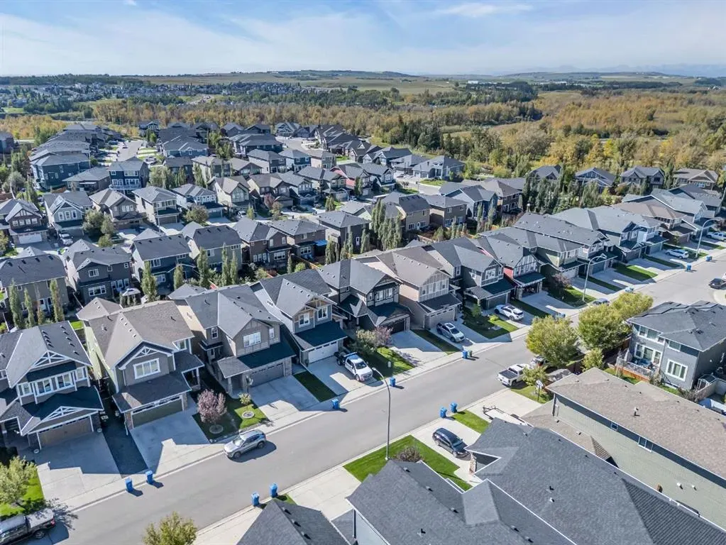 21 Mount Rae Heights