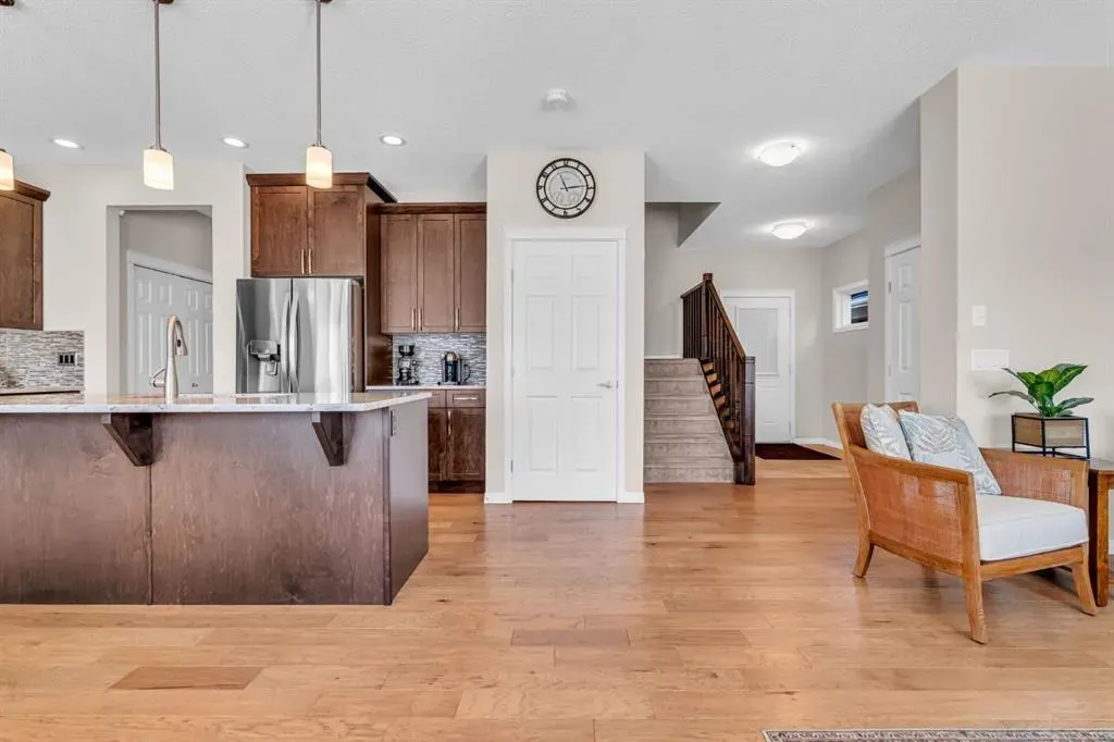 21 Mount Rae Heights