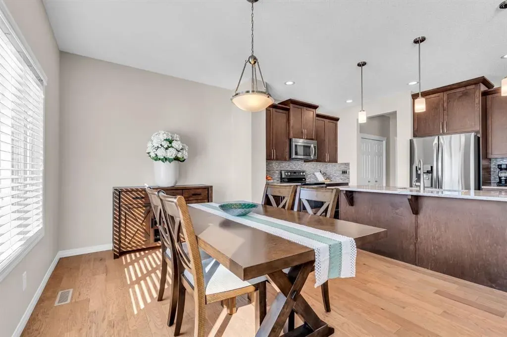 21 Mount Rae Heights