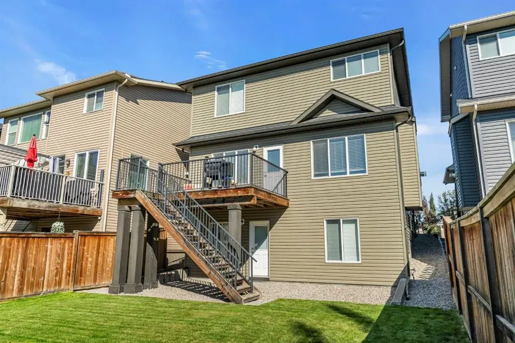 21 Mount Rae Heights