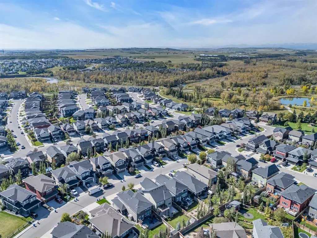 21 Mount Rae Heights