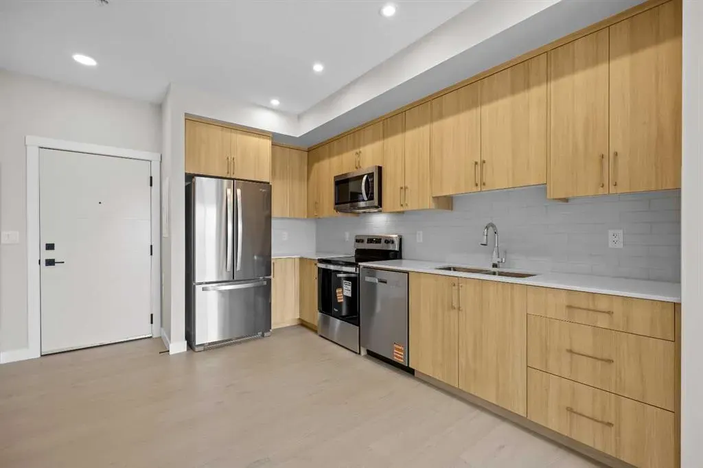 100 Banister Drive #3306