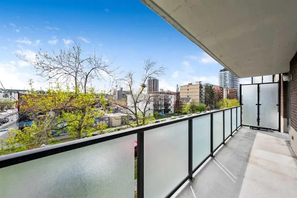 1208 14 Avenue SW #302