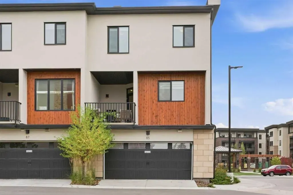 85 Greenbriar Place NW