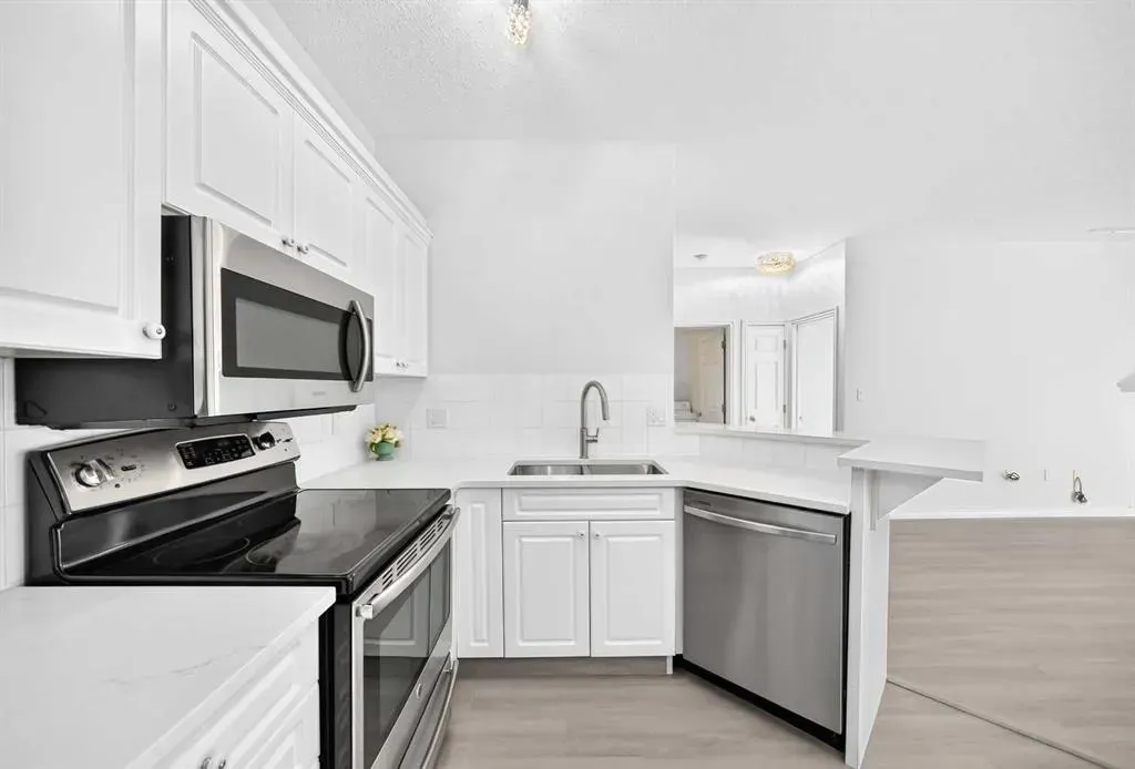 777 3 Avenue SW #412