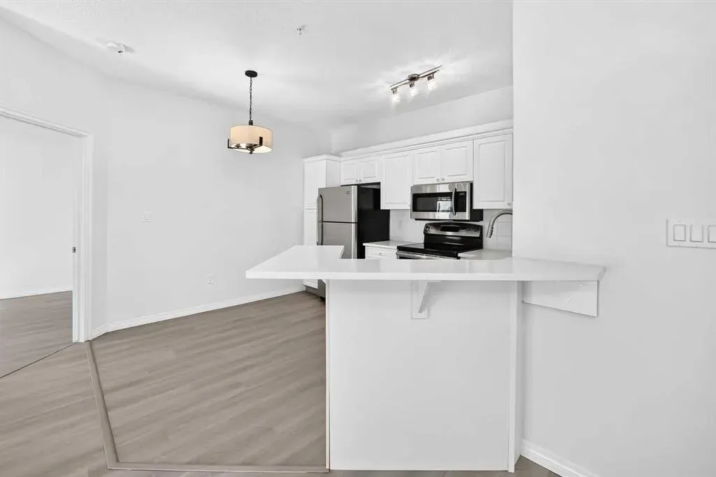 777 3 Avenue SW #412