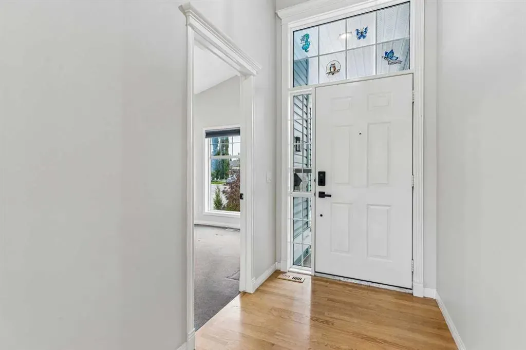 134 Valley Glen Heights NW