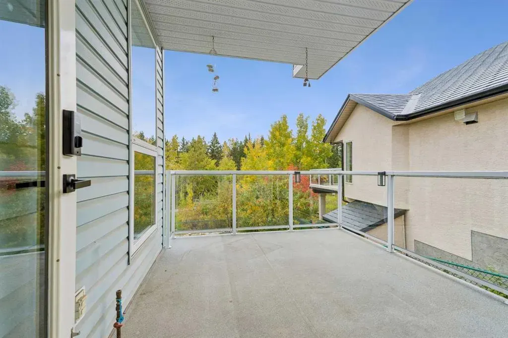 134 Valley Glen Heights NW