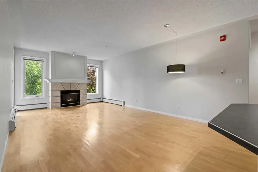 2419 Erlton Road SW #207