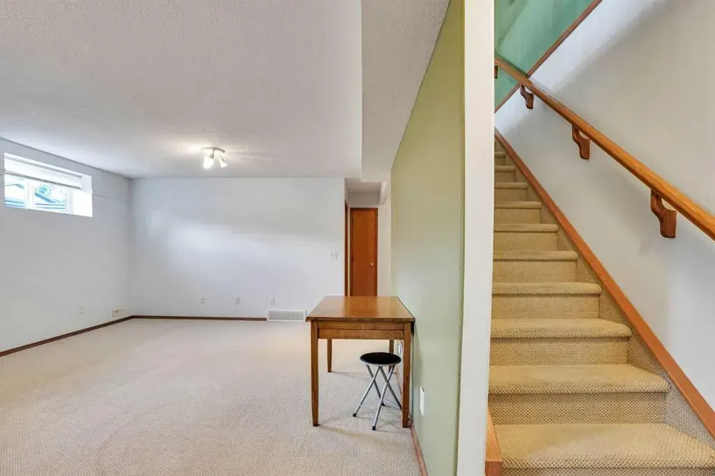 144 Hillcrest Cape