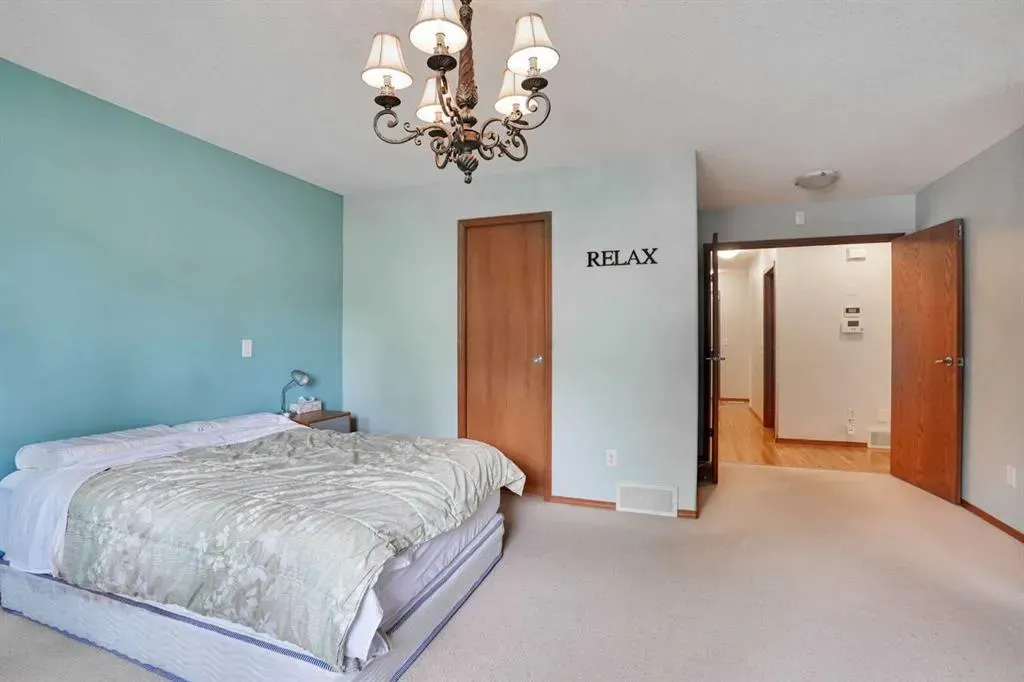 144 Hillcrest Cape