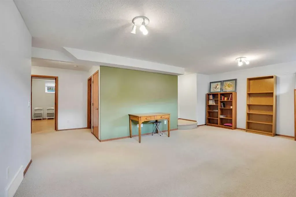 144 Hillcrest Cape